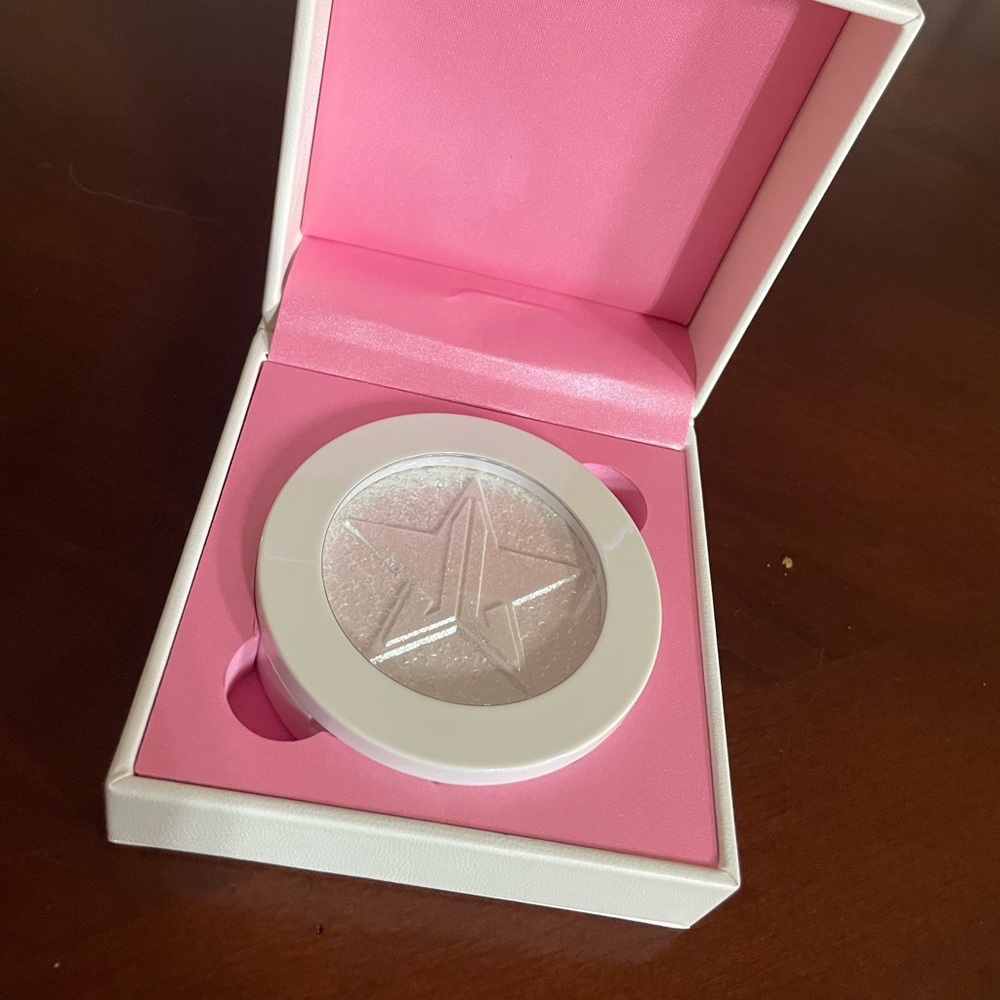 Jeffree Star Cosmetics Extreme Frost in Sour Ice